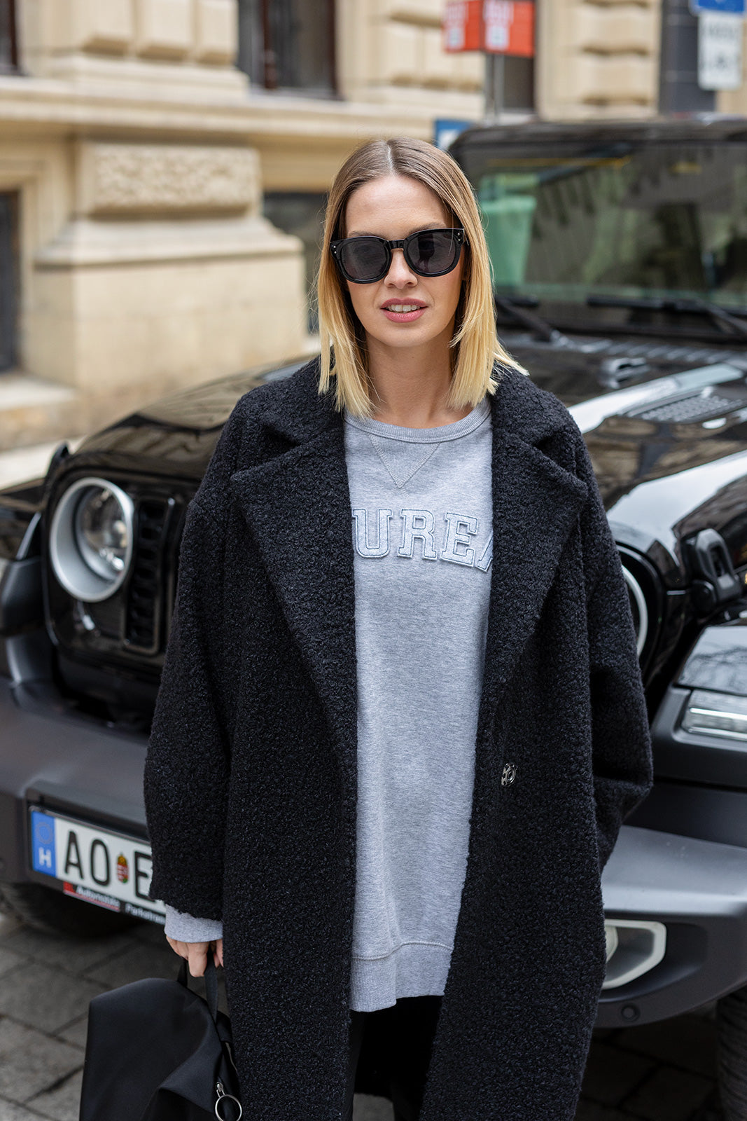 Unisex Sweater - U005