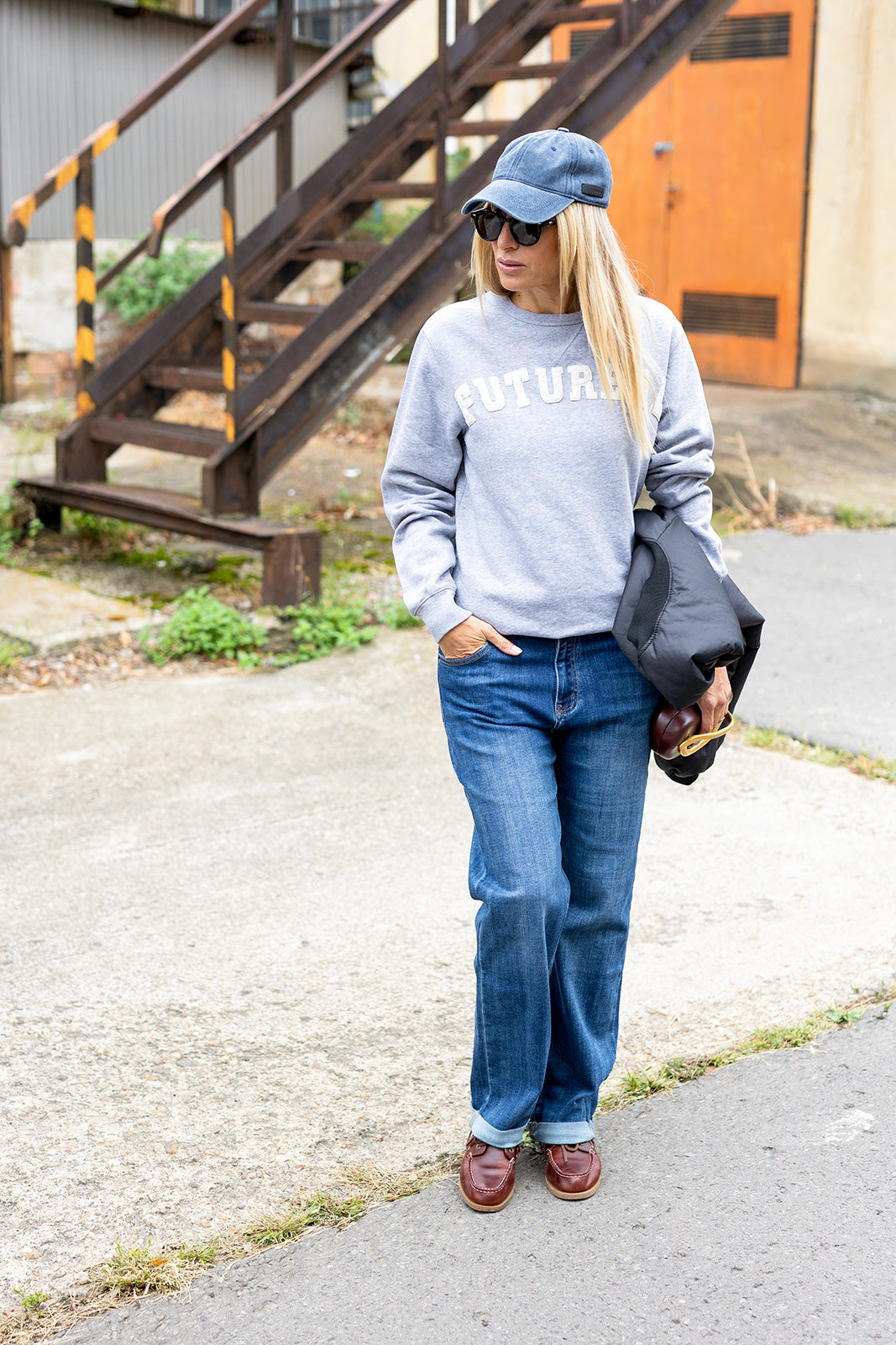 Unisex Sweater - U005